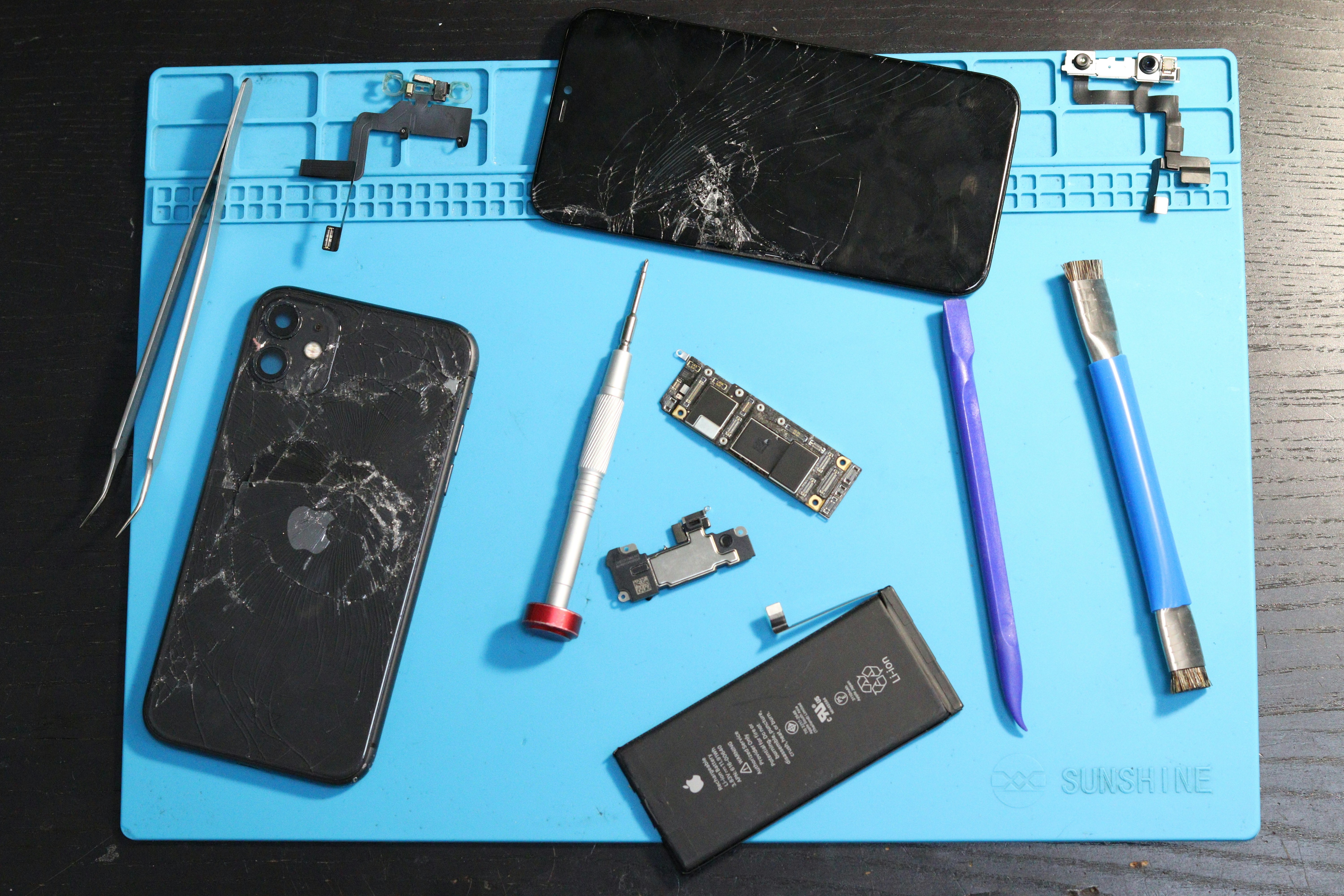 iPhone Screen Repair